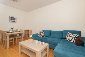 Cozy Apartment Batalionów Chłopskich in Gdynia by Noclegi Renters